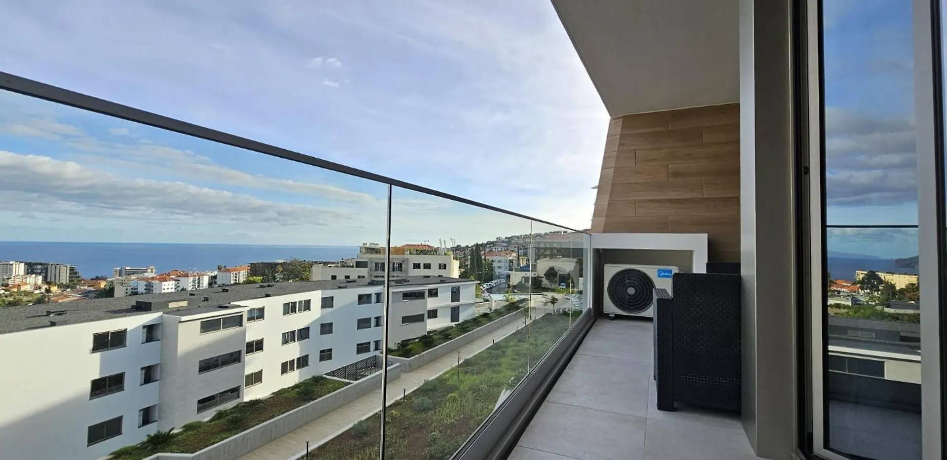 Vista Mar The Place By Rentallido Funchal  0*, Funchal (Madeira)
